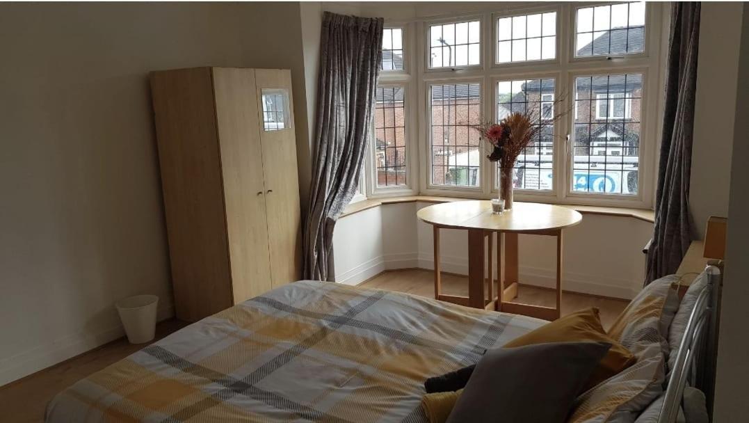 Cosy Studio Wembley Stadium Gem Apartamento Exterior foto